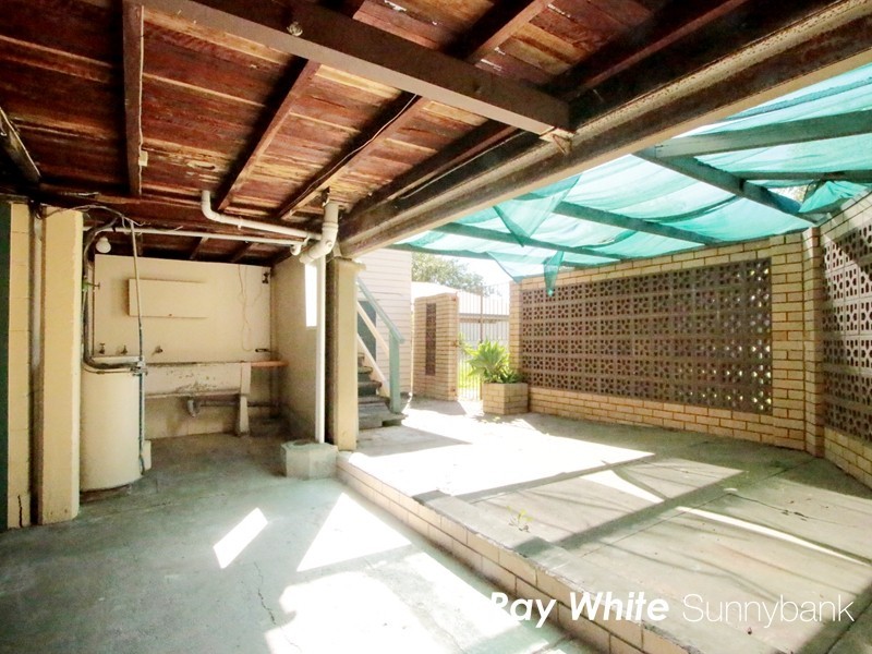 64 Nyleta Street, Coopers Plains QLD 4108