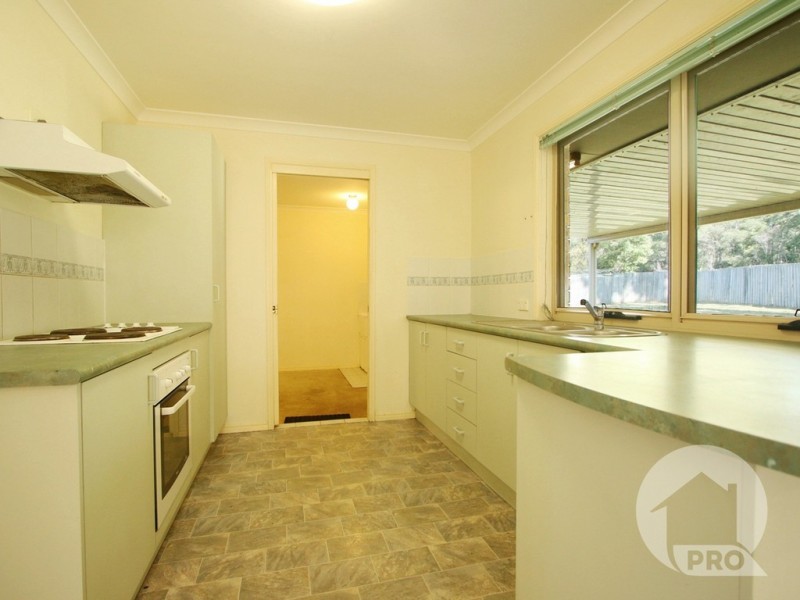 20 Park Close, Hillcrest QLD 4118