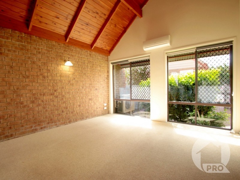 19/1 Kelda Street, Robertson QLD 4109