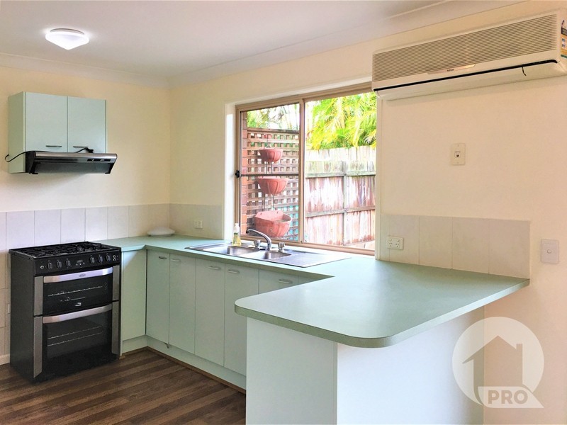 89 The Village Avenue, Coopers Plains QLD 4108