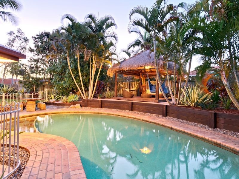 8 Poplar Cl, Calamvale QLD 4116