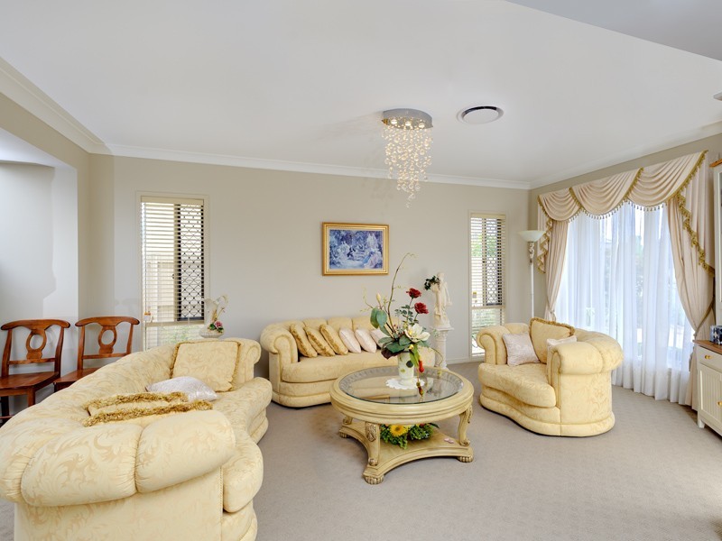 2 Ruby Close, Eight Mile Plains QLD 4113