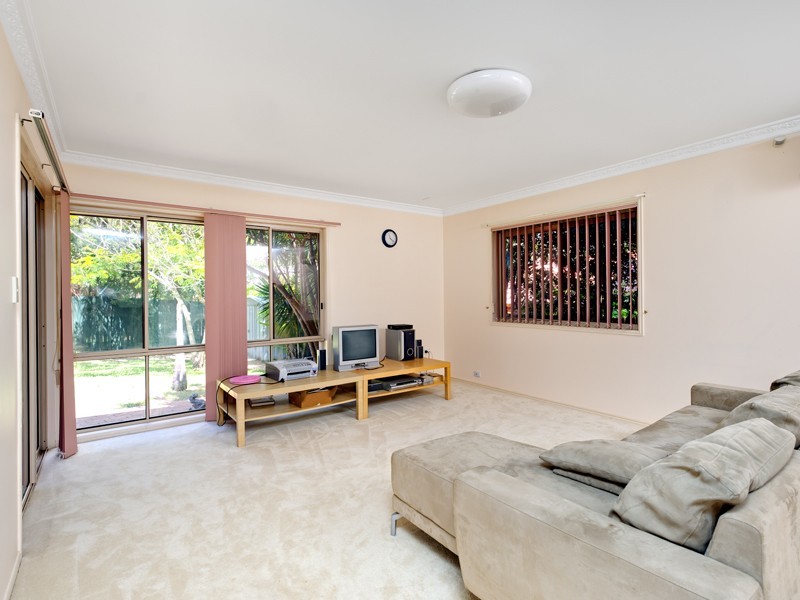 25 Turubul Crescent, Carindale QLD 4152