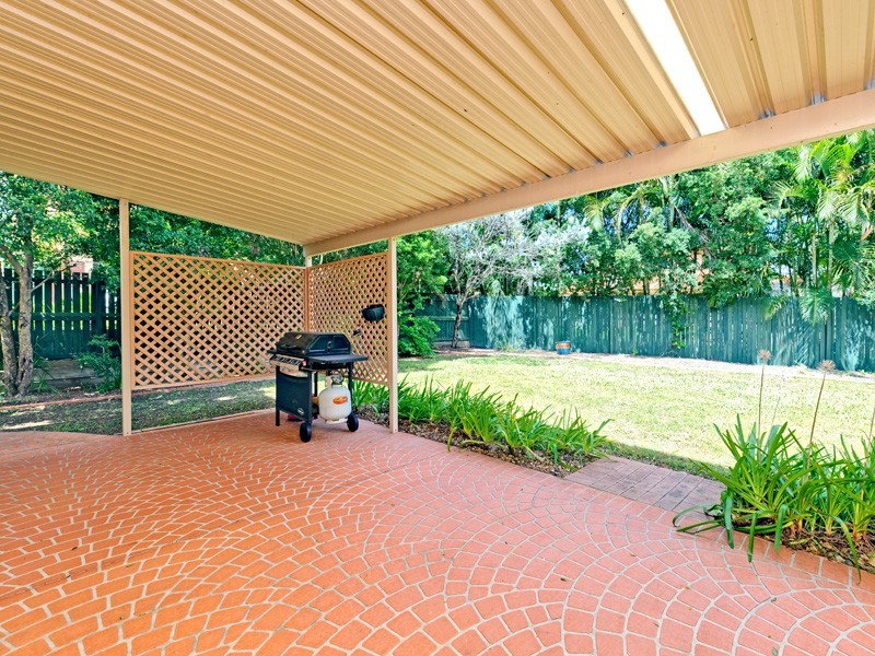 25 Turubul Crescent, Carindale QLD 4152