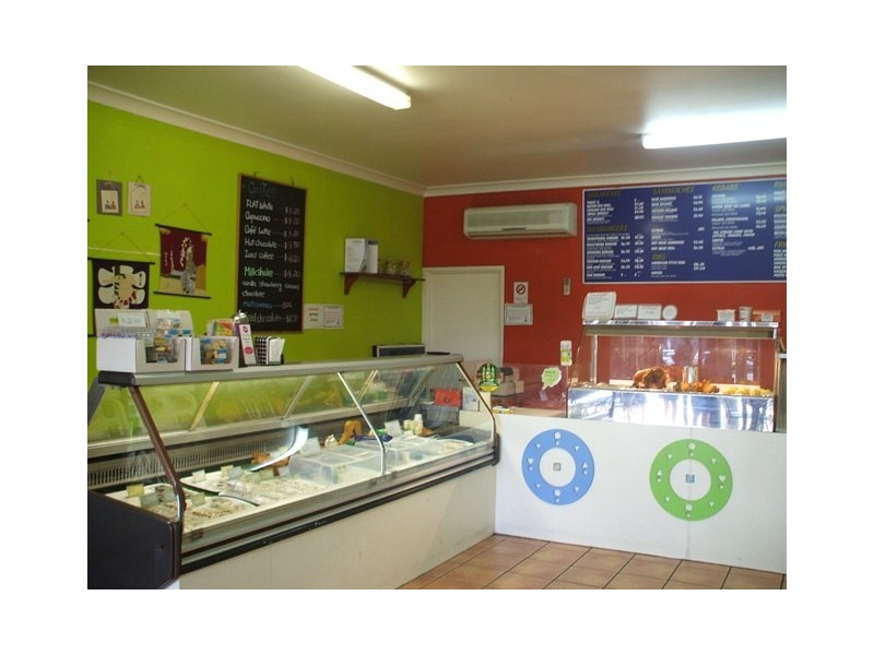 Shop 11 Hollywood Plaza, Siganto Drive, Helensvale QLD 4212