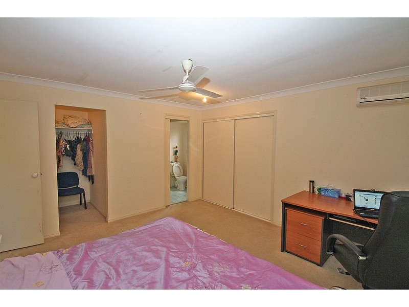 23 Magnolia Grove, Robertson QLD 4109