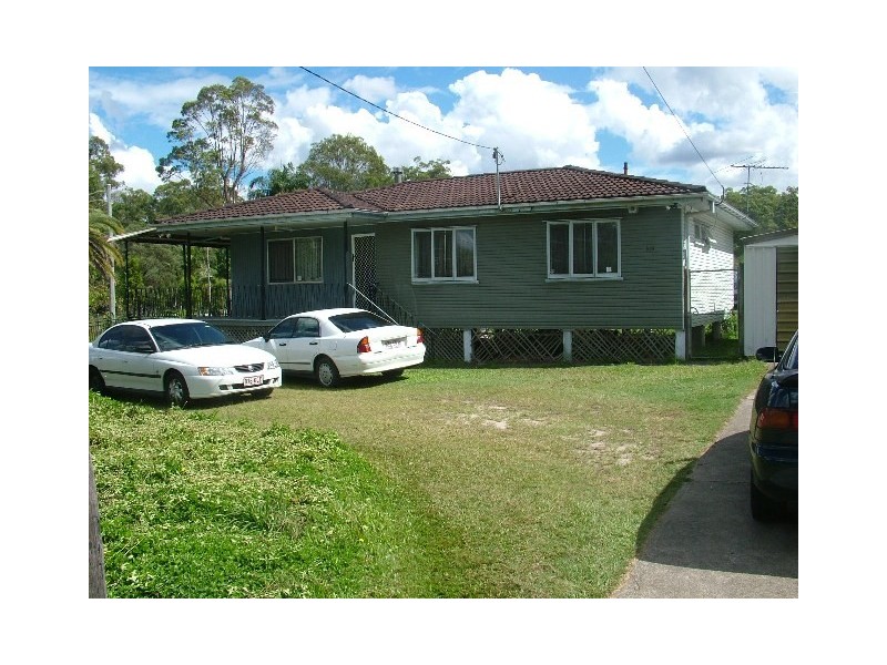 149 Peverell Street, Hillcrest QLD 4118