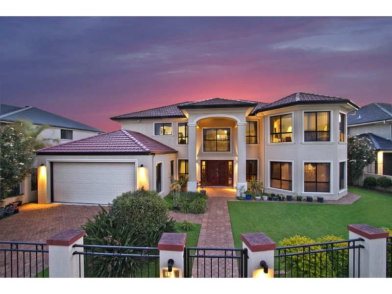 100 The Parkway, Stretton QLD 4116