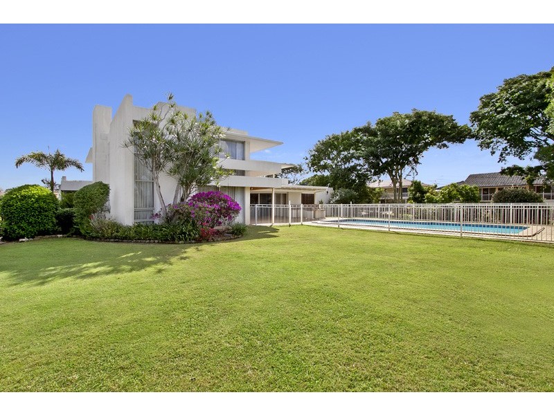 10 Thames Street, Macgregor QLD 4109