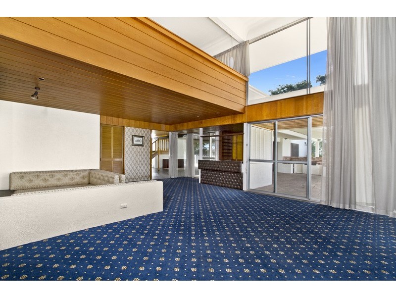 10 Thames Street, Macgregor QLD 4109