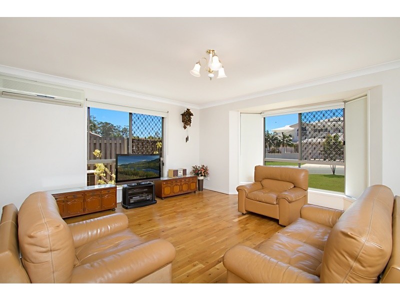 60 Casuarina Crescent, Calamvale QLD 4116