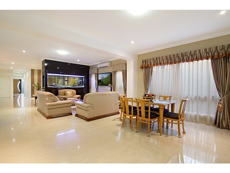 28 Archer Street, Upper Mount Gravatt QLD 4122