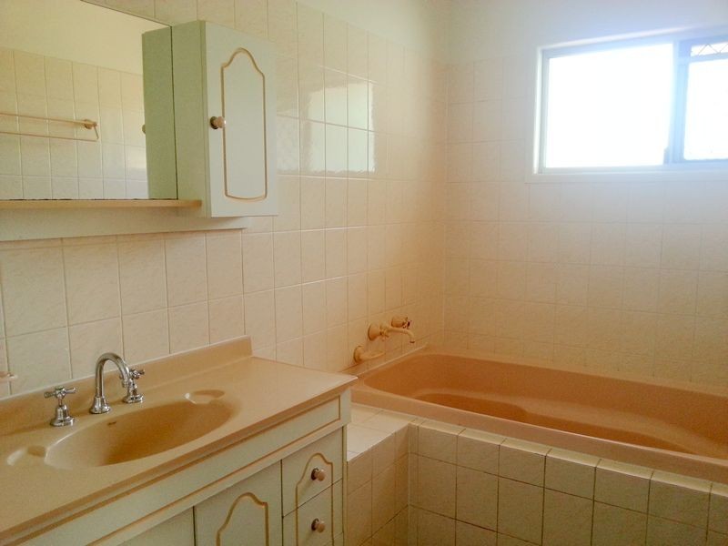 37 Manchester Street, Eight Mile Plains QLD 4113