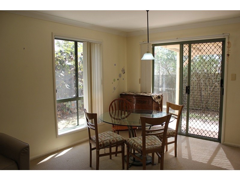 100 Bordeaux Street, Eight Mile Plains QLD 4113