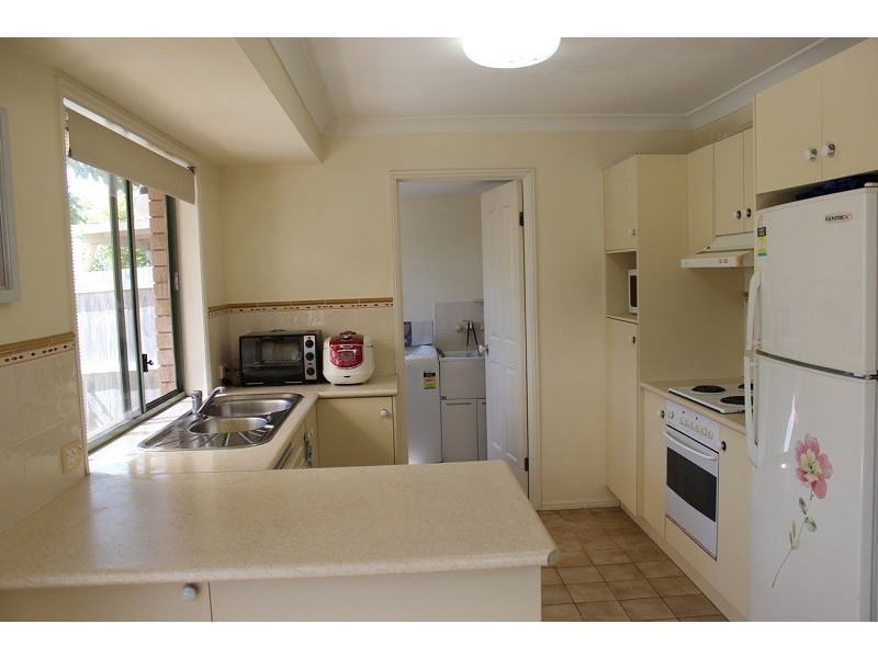 100 Bordeaux Street, Eight Mile Plains QLD 4113