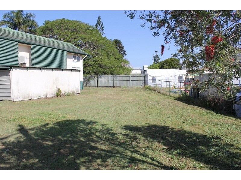 70 Rookwood Avenue, Coopers Plains QLD 4108