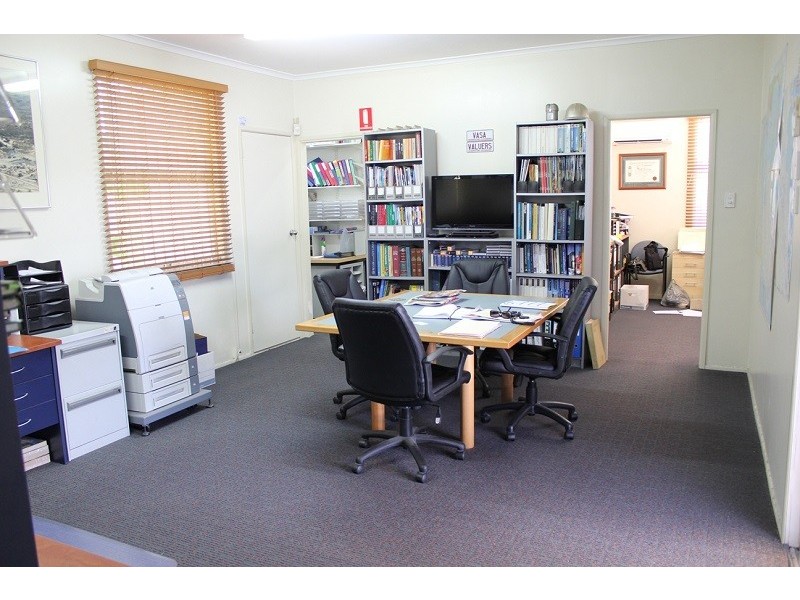 70 Rookwood Avenue, Coopers Plains QLD 4108