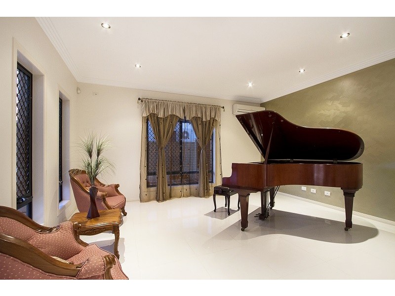 121 Turton Street, Sunnybank QLD 4109