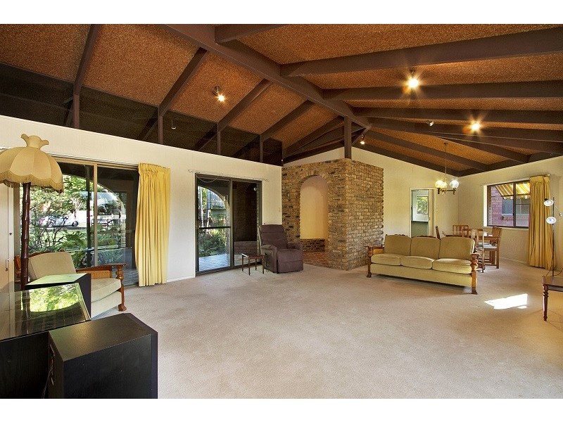 4 Manara Place, Eight Mile Plains QLD 4113