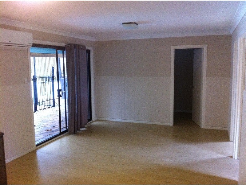 12 KYTHIRA STREET, Sunnybank QLD 4109