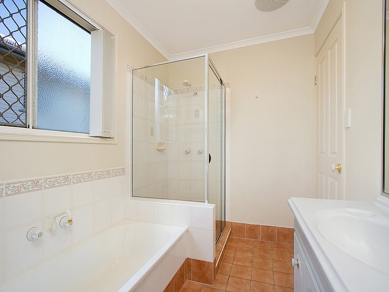 8B Mango Street, Runcorn QLD 4113