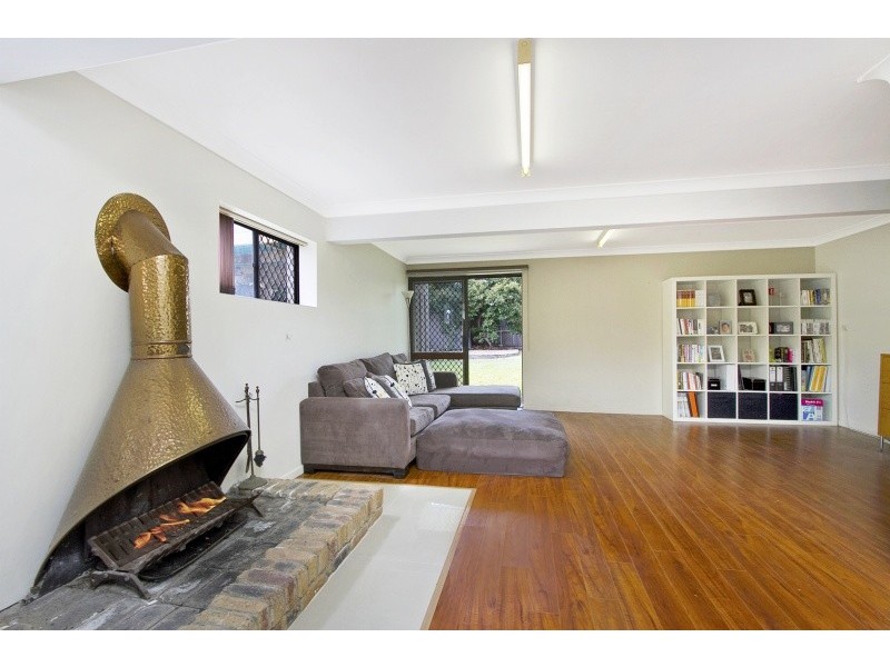 42 Fanfare Street, Eight Mile Plains QLD 4113