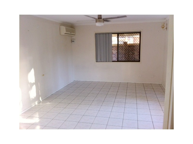 2 Estoril Street, Robertson QLD 4109