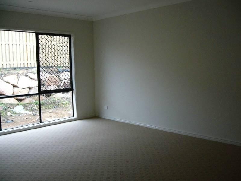 7 Cobbin Circuit, Redbank Plains QLD 4301