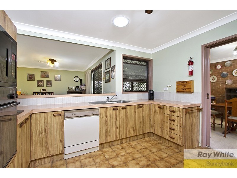 25 Statesman Crescent, Sunnybank Hills QLD 4109