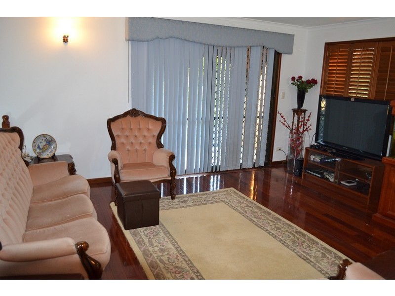 25 Cranberry Street, Eight Mile Plains QLD 4113