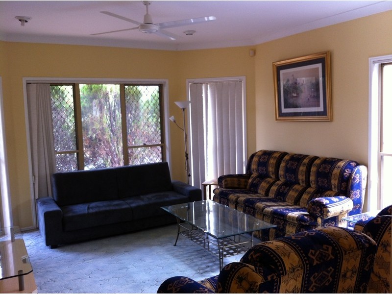 83 THE VILLAGE AVENUE, Coopers Plains QLD 4108