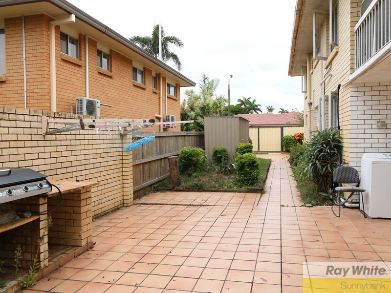 24 Joplin Street, Robertson QLD 4109