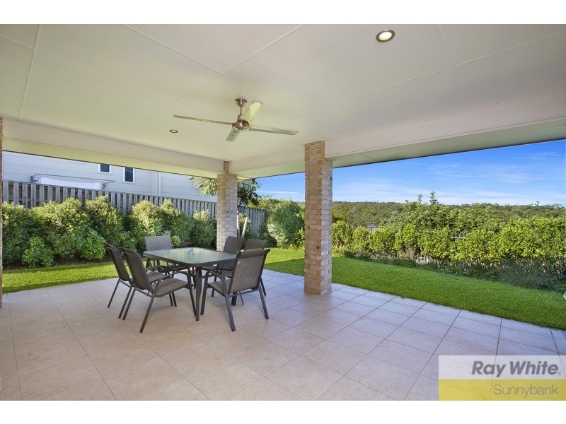 9 Dennis Vale Drive, Daisy Hill QLD 4127