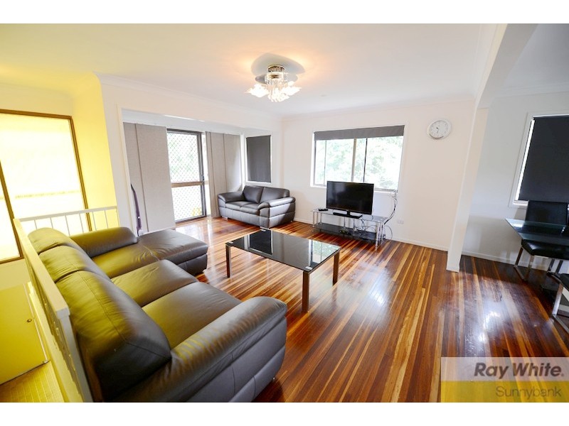 16 Montreal Street, Wishart QLD 4122