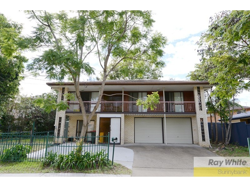 16 Montreal Street, Wishart QLD 4122