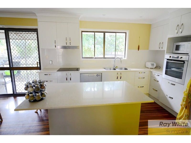 16 Montreal Street, Wishart QLD 4122