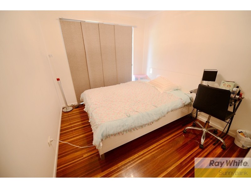 16 Montreal Street, Wishart QLD 4122