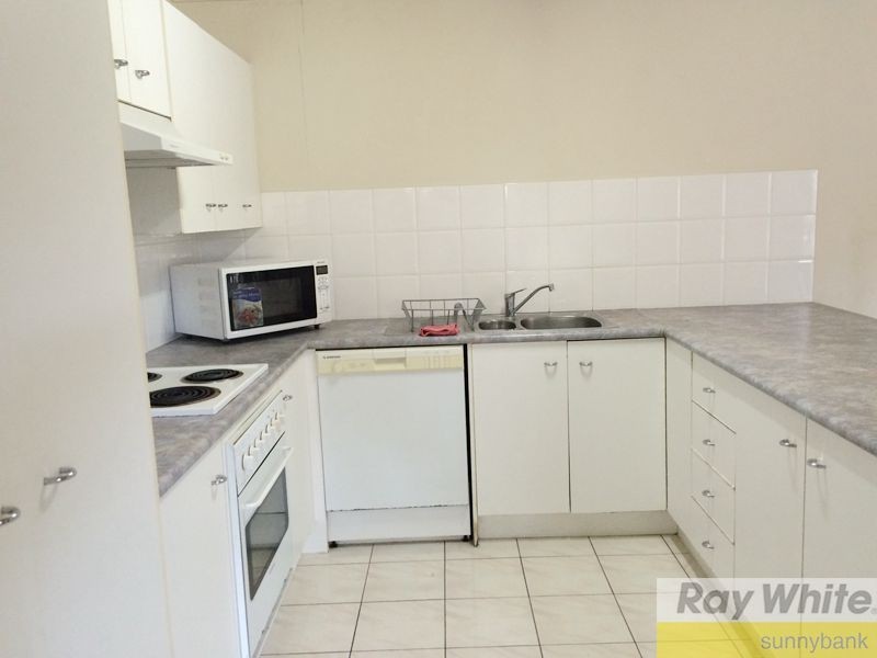 26/10 LAWRENCE CLOSE, Robertson QLD 4109