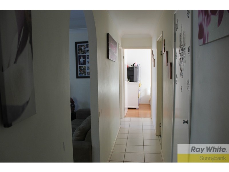 28 Southgate Drive, Woodridge QLD 4114