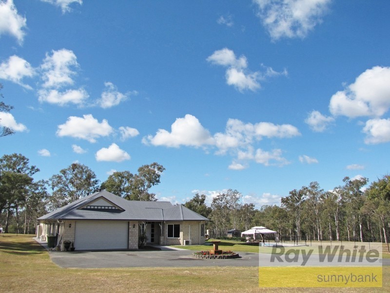642 Middle Road, Greenbank QLD 4124