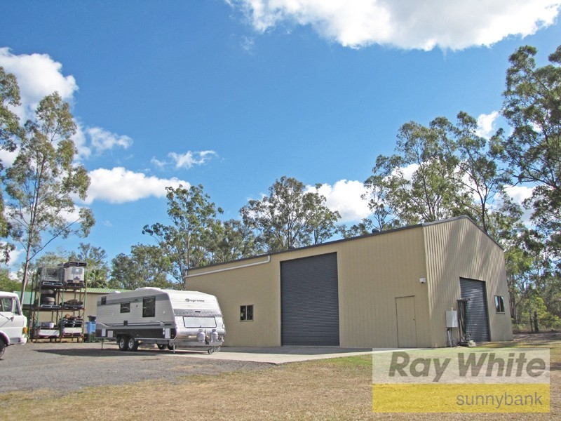 642 Middle Road, Greenbank QLD 4124