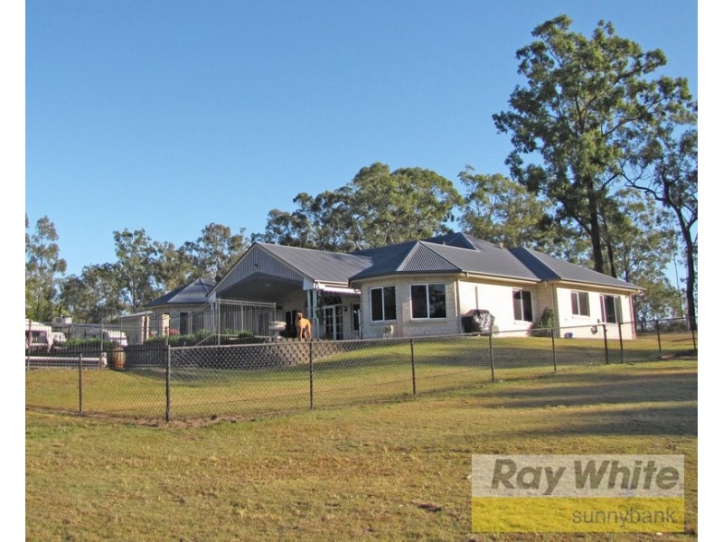 642 Middle Road, Greenbank QLD 4124