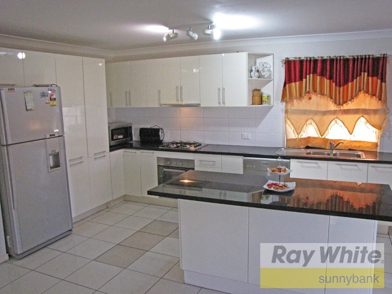 102A Bradman Street, Sunnybank Hills QLD 4109