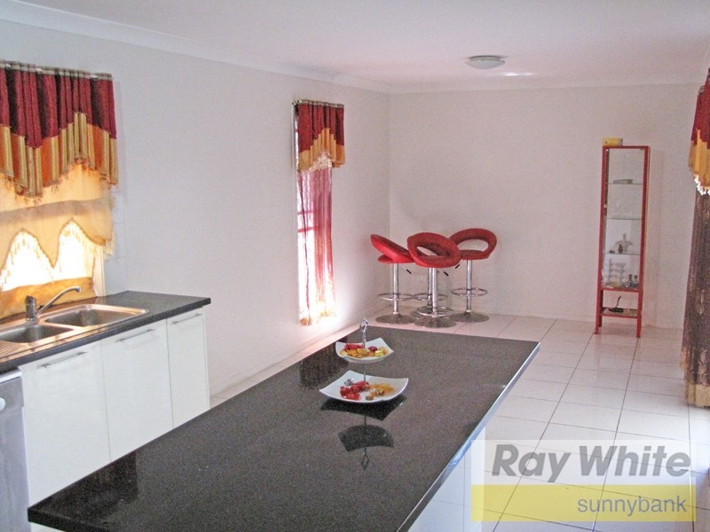 102A Bradman Street, Sunnybank Hills QLD 4109