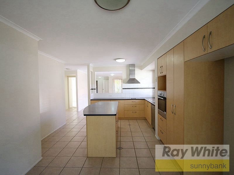 15 Macknish Cres, Coopers Plains QLD 4108