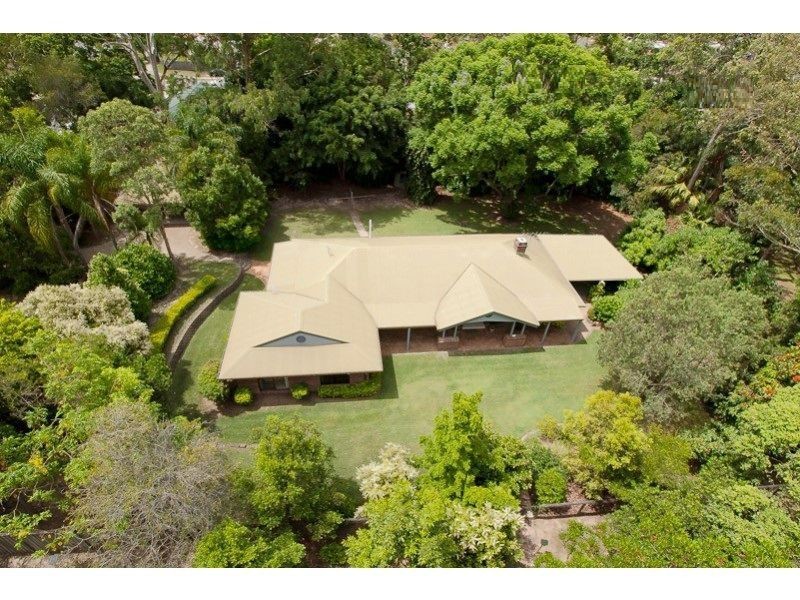 96 Crest Road, Greenbank QLD 4124