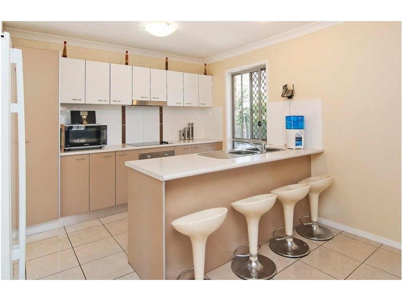 Regents Park QLD 4118