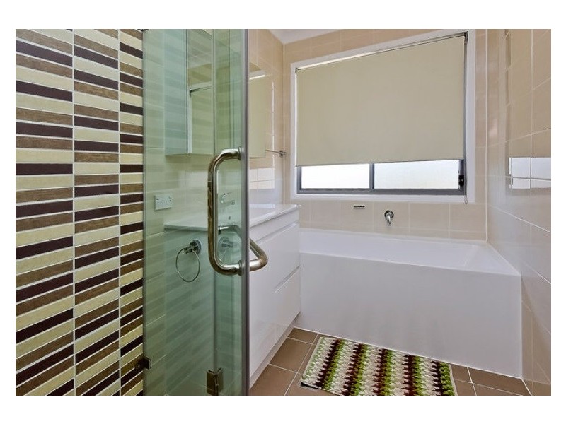Regents Park QLD 4118