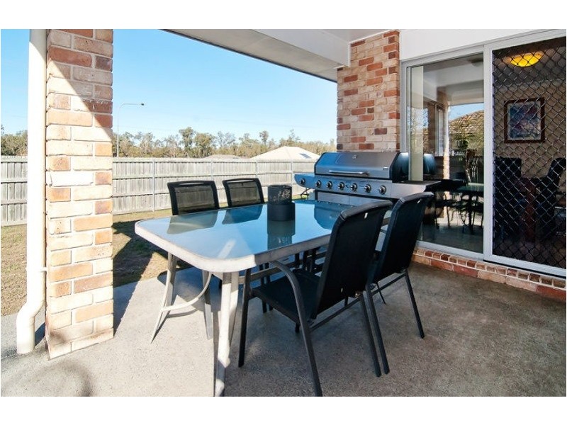 Regents Park QLD 4118