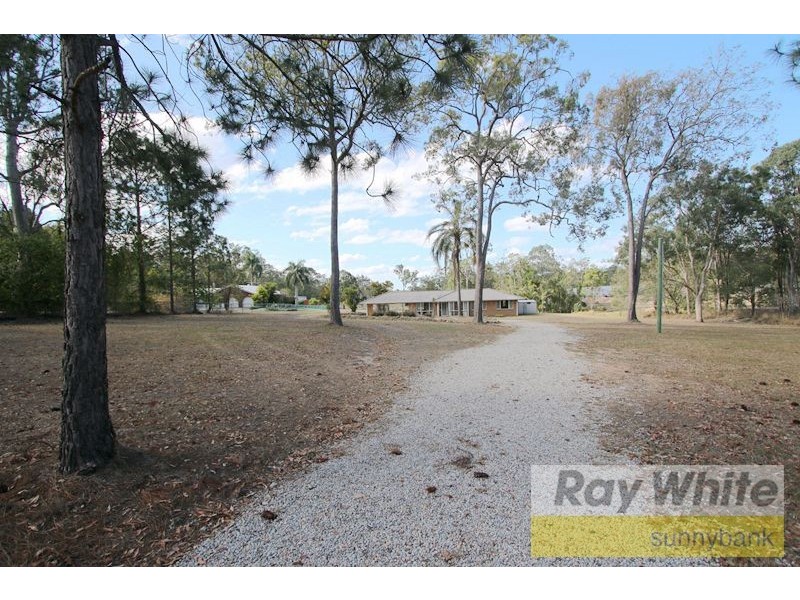 142 Park Ridge Road, Park Ridge QLD 4125